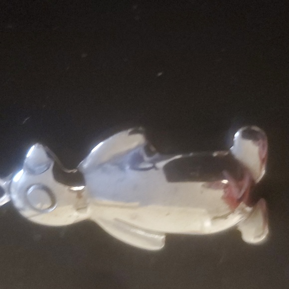 New Hand Carved Hematite Penguin Pendant. - Picture 6 of 11